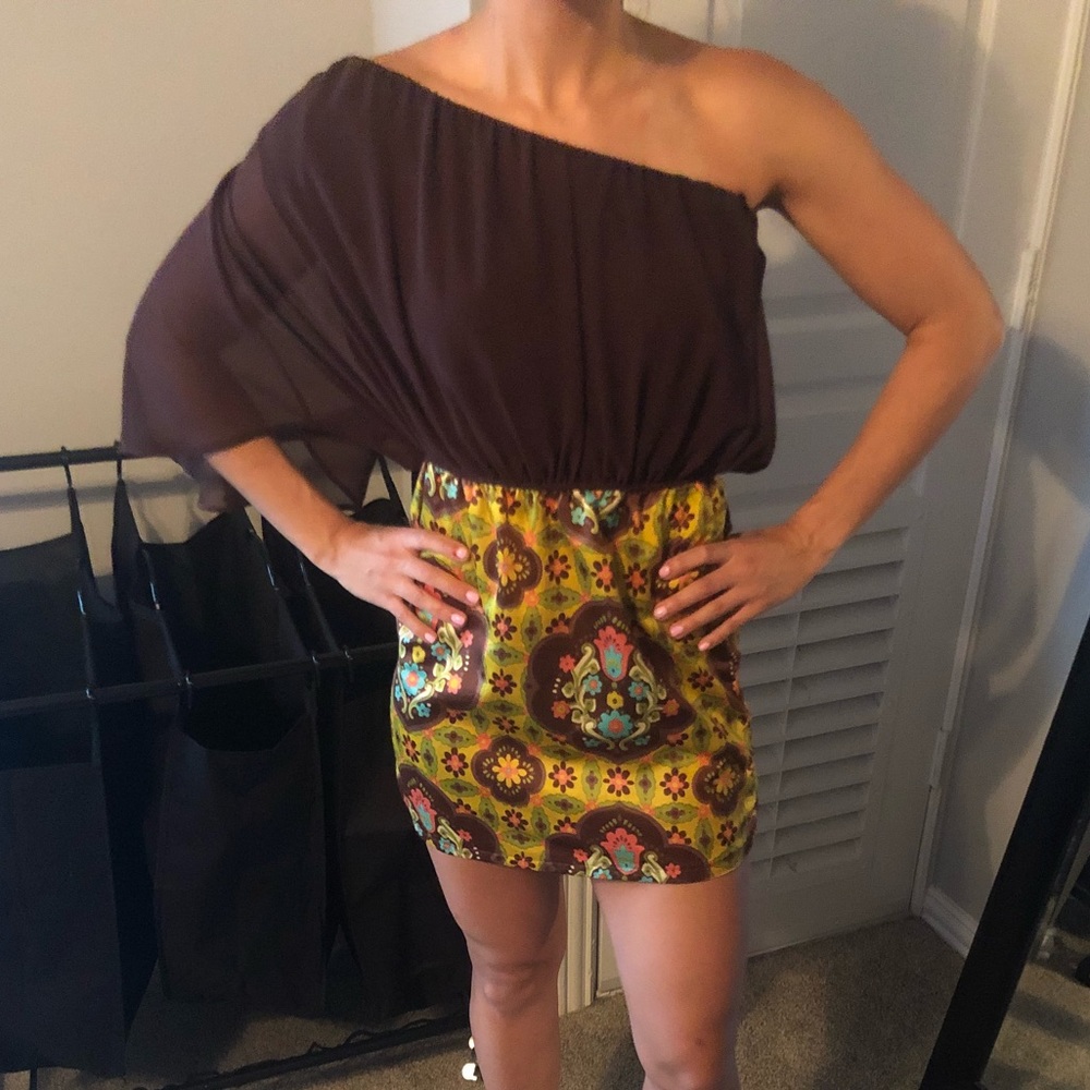 Judith March one shoulder dress